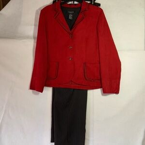 Perceptions 2 piece women’s pant suit